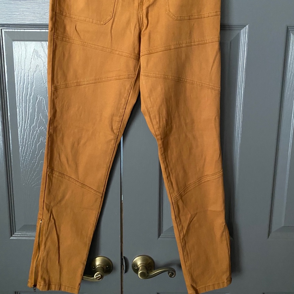 Jeans - Picture 2 of 12
